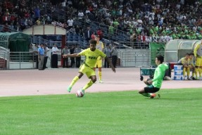 米乐m6app-绿城与新疆雪豹交锋：要争胜不惧敌